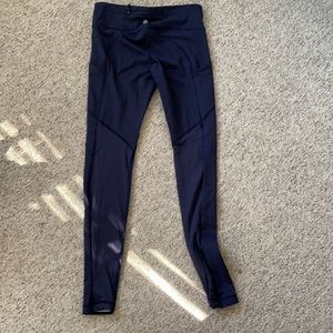 Lululemon leggings with pockets
